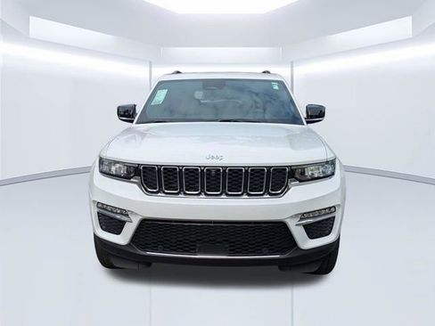 Used 2023 Jeep Grand Cherokee Limited w/ Luxury Tech Group II AWD/4WD image 9