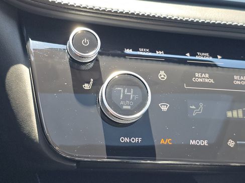 Used 2023 INFINITI QX60 Luxe AWD/4WD image 13