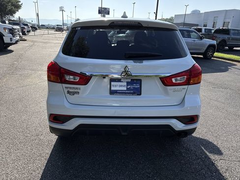 Used 2019 Mitsubishi Outlander Sport ES FWD image 6