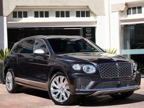 New 2025 Bentley Bentayga Extended Wheelbase image 1