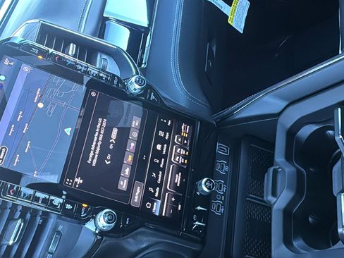 New 2026 RAM 1500 Limited w/ Off Road Group AWD/4WD image 39