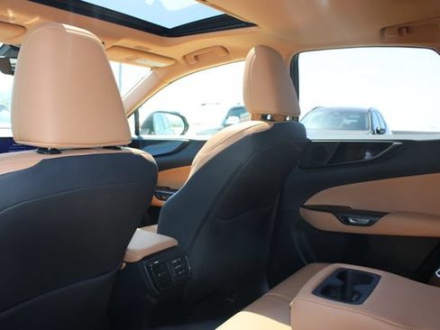 Certified 2025 Lexus NX 250 FWD w/ Accessory Package (2T) image 9
