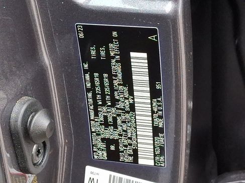 Used 2023 Toyota Highlander XLE image 30