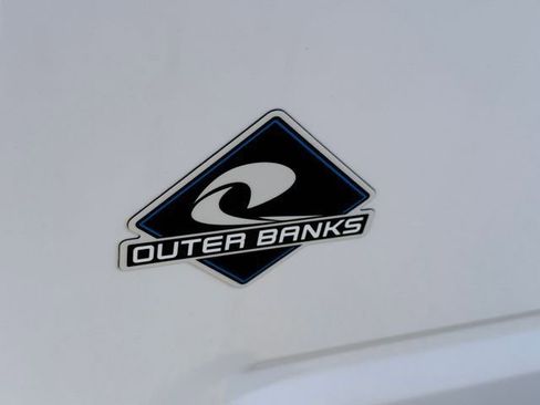 Certified 2025 Ford Bronco Sport Outer Banks w/ Outer Banks Tech Package+ AWD/4WD image 18