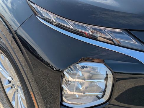 New 2025 Mitsubishi Outlander SE image 9