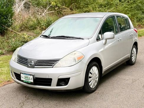 Used 2009 Nissan Versa 1.8 S w/ ABS Pkg FWD image 1