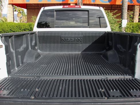 Used 2013 Nissan Titan SV w/ SV Value Truck Pkg image 8