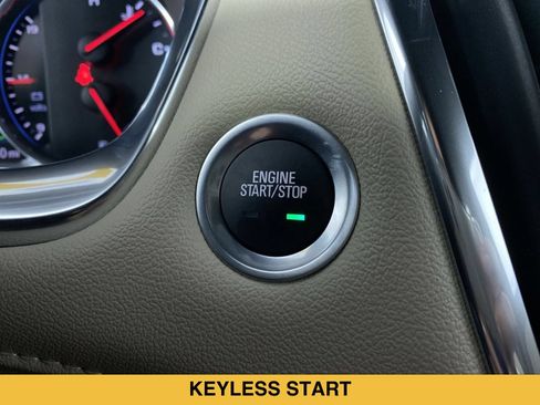 Used 2023 Chevrolet Traverse Premier AWD/4WD image 9