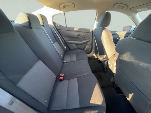 Used 2024 Nissan Sentra SV image 20