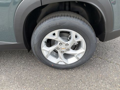 New 2026 Chevrolet Trax LS w/ LS Convenience Package image 26