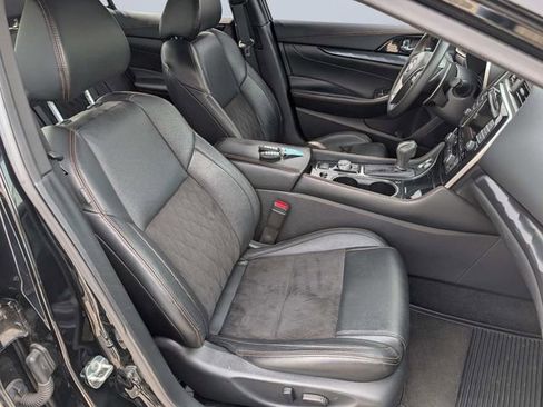 Used 2023 Nissan Maxima SR w/ Sport Mat Group image 21