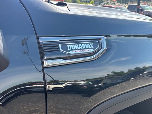 Used 2022 GMC Sierra 1500 AT4 w/ AT4 Premium Package AWD/4WD image 12