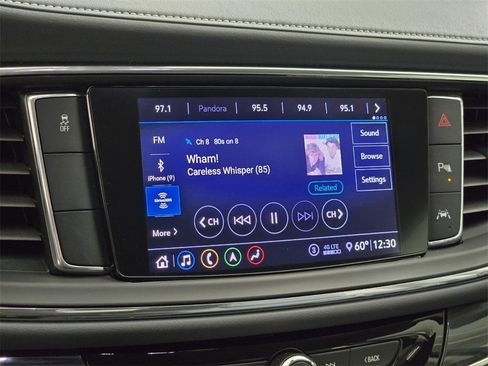 Used 2020 Buick Enclave Premium w/ Sun and Sites Package image 31