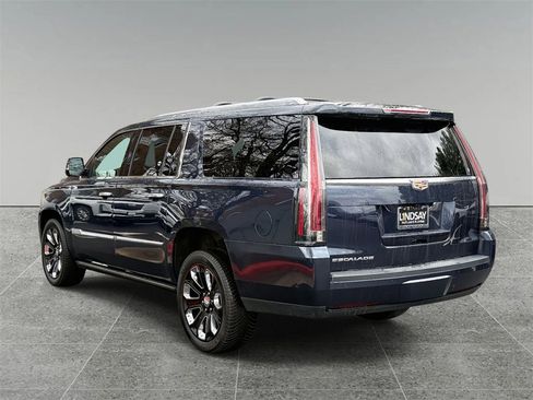 Used 2019 Cadillac Escalade ESV Platinum image 12