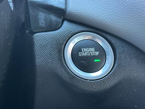 Used 2024 Chevrolet Equinox LS image 34