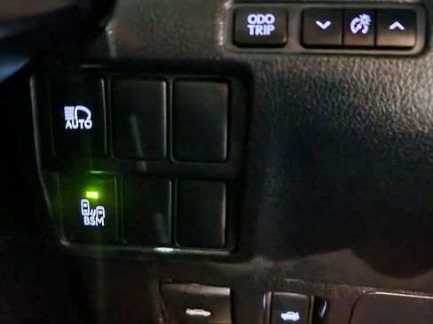 Used 2020 Lexus IS 300 F Sport image 34