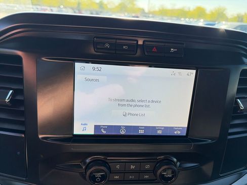 Used 2022 Ford F150 2WD SuperCrew image 22