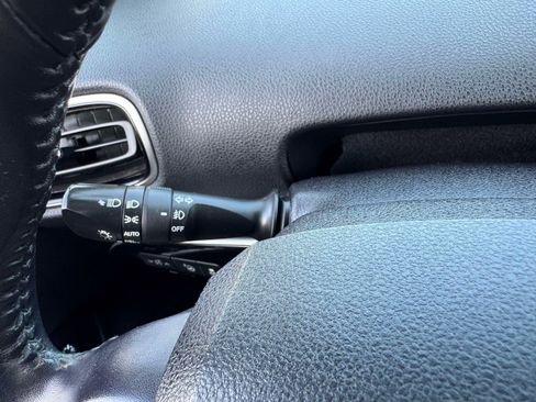 Used 2019 Toyota Prius XLE w/ Advanced Technology Package image 38