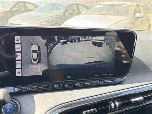 Used 2021 Toyota Mirai RWD image 28