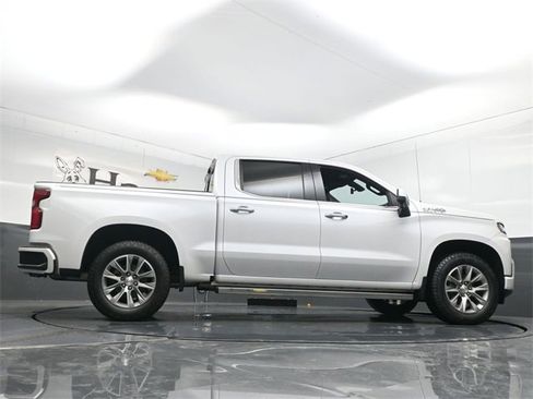 Used 2020 Chevrolet Silverado 1500 High Country w/ Technology Package image 52