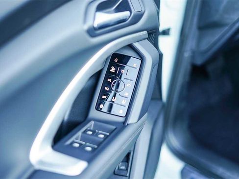 New 2025 Audi Q5 Premium Plus image 20