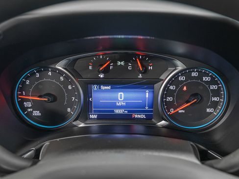 Used 2023 Chevrolet Equinox LT image 21