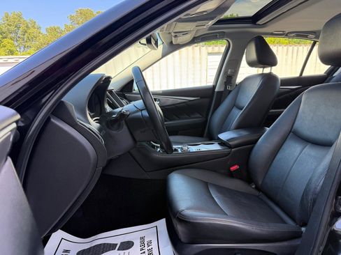 Used 2015 INFINITI Q50 Premium w/ All Weather Package AWD/4WD image 10