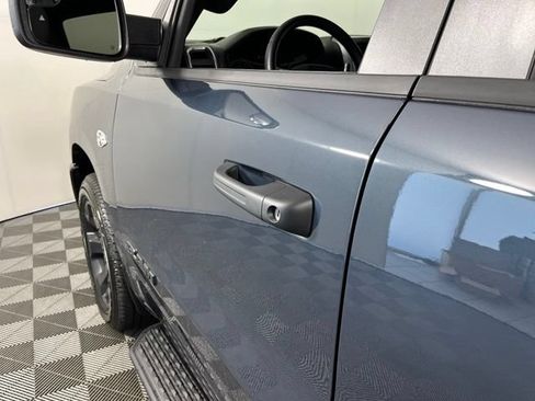 Used 2026 RAM 1500 Express AWD/4WD image 13