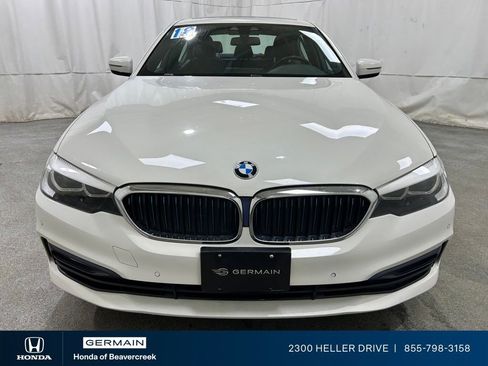 Used 2018 BMW 530e xDrive w/ Premium Package 2 image 3