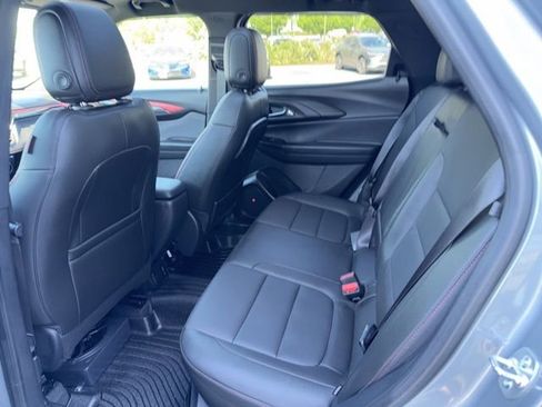 Used 2025 Chevrolet TrailBlazer RS w/ Convenience Package AWD/4WD image 6
