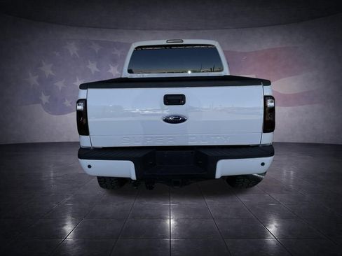 Used 2011 Ford F250 XLT w/ XLT Premium Pkg image 4