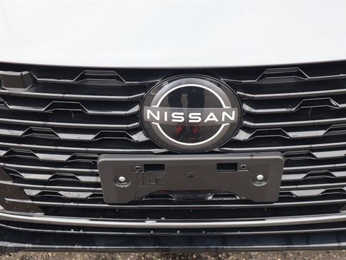 Certified 2025 Nissan Sentra S image 28