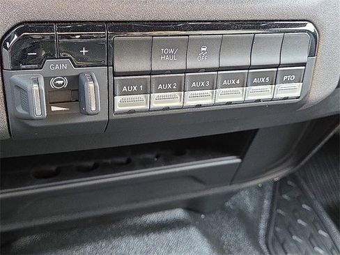 New 2026 RAM 3500 Tradesman image 18