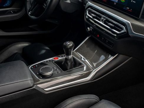 Used 2024 BMW M2 w/ Lighting Package image 40