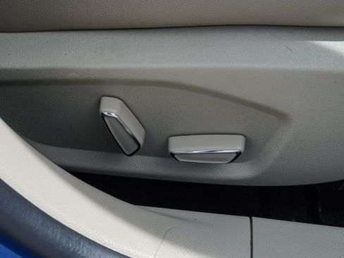 Used 2020 Ford Fusion SEL FWD image 27