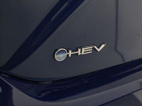 Used 2025 Toyota Camry XSE image 10