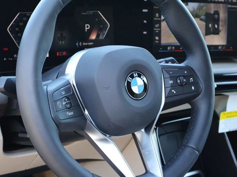 New 2025 BMW X1 xDrive28i w/ Technology Package image 22