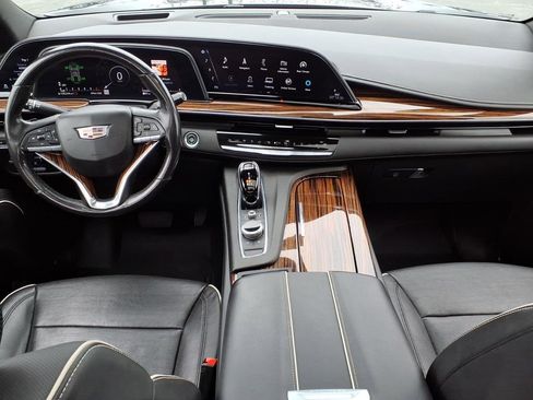 Used 2021 Cadillac Escalade Premium Luxury w/ Driver Assist Tech Package image 18