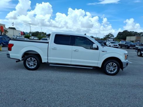 Used 2020 Ford F150 Lariat w/ Max Trailer Tow Package RWD image 8