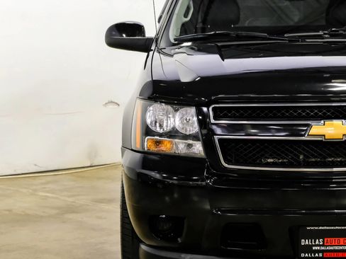 Used 2012 Chevrolet Avalanche LS image 39