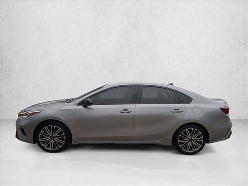 Used 2023 Kia Forte GT w/ GT2 Package image 9