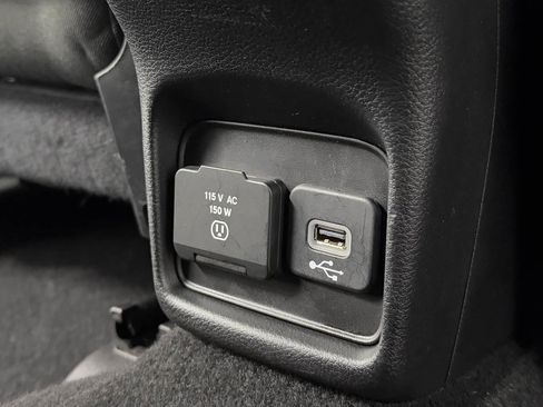 Used 2018 Jeep Compass Limited w/ Navigation Group image 25