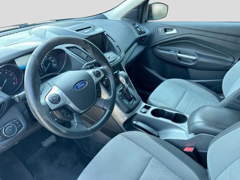 Used 2014 Ford Escape SE w/ Equipment Group 201A AWD/4WD image 2