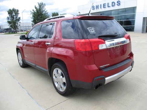 Used 2013 GMC Terrain SLT AWD/4WD image 3