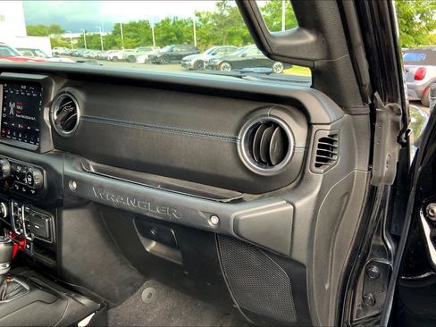 Used 2021 Jeep Wrangler Unlimited Rubicon 4xe w/ Dual Top Group image 16