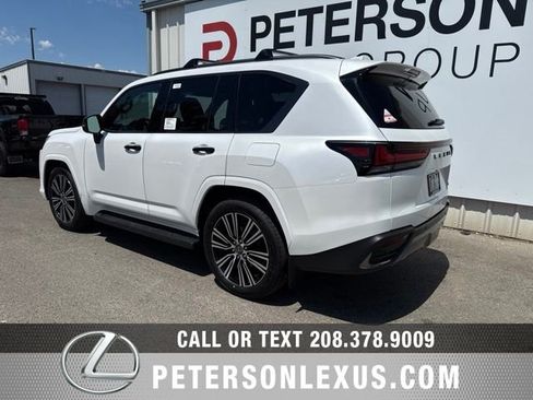 New 2026 Lexus LX 600 4WD w/ Luxury Package image 6