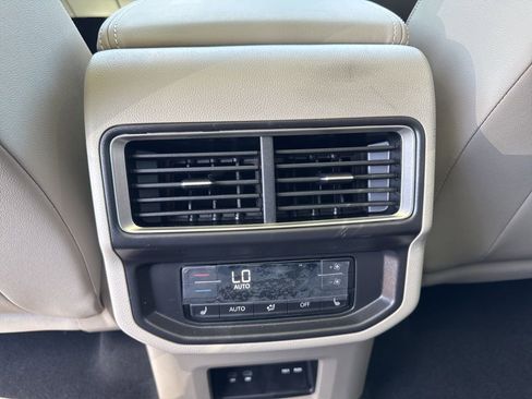 New 2026 Volkswagen Atlas SEL Premium R-Line AWD/4WD image 14