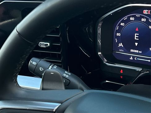 Used 2024 Chevrolet Silverado 1500 RST image 34