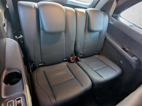 Used 2021 Mercedes-Benz GLS 450 4MATIC image 21