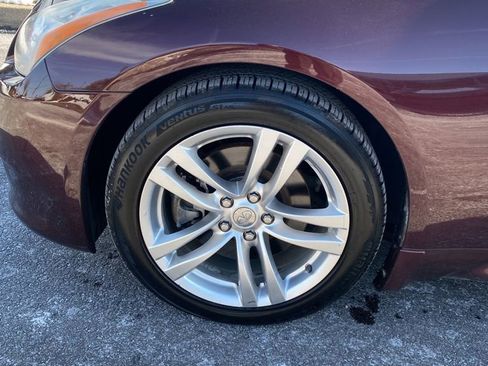 Used 2009 INFINITI G37 Sport w/ Premium Pkg image 17